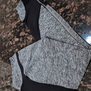 Beyond Yoga Space Dye leggings, size Medium